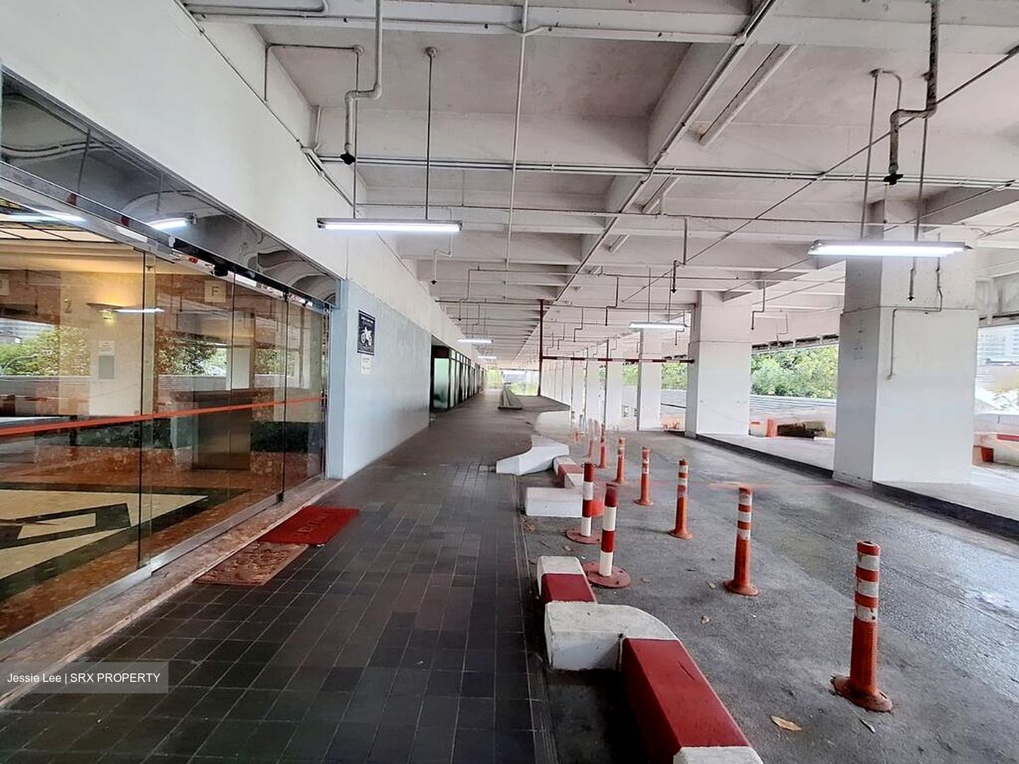 High Street Centre (D6), Office #511598501